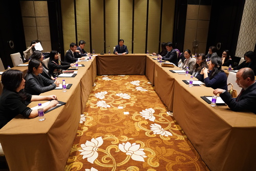 中方院长座谈会 - 复件
